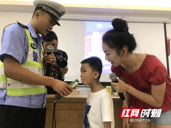 漱口水能检测出酒精含量？湖南长沙雨花交警用实验告诉你